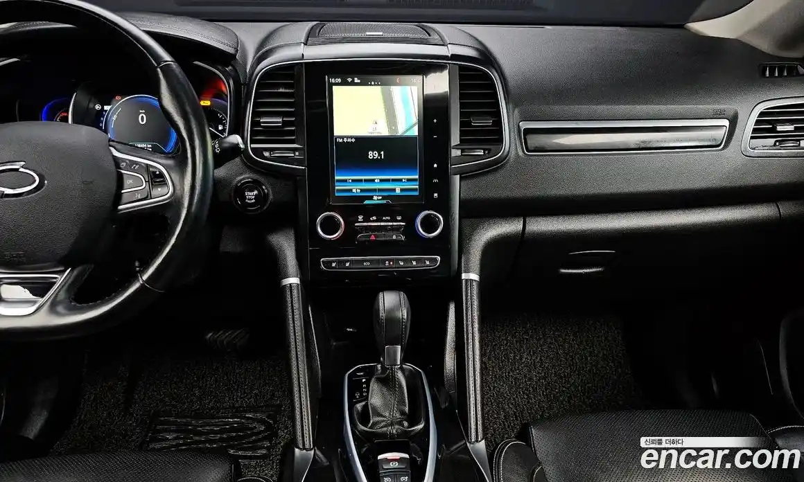 Renault QM6 2016 2.0 гидро в Москве № 1131370, фото 14