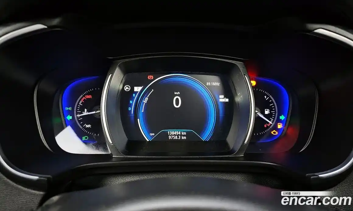 Renault QM6 2016 2.0 гидро в Москве № 1131370, фото 8