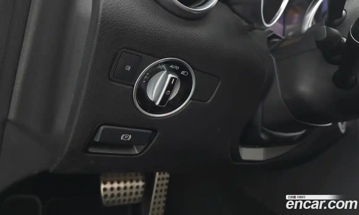 Mercedes-Benz SLC-Class 2017 2.0 гидро в Москве № 1131745, фото 14