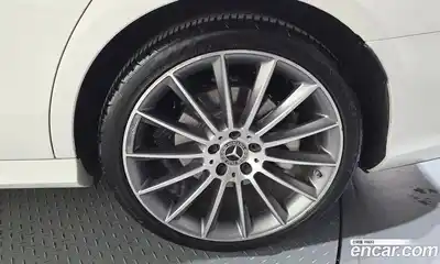 Mercedes-Benz E-Class 2020 2.0 гидро в Москве № 1131767, миниатюра 5