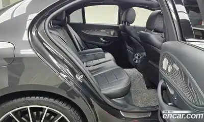 Mercedes-Benz E-Class 2023 2.0 гидро, миниатюра 12