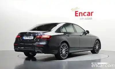Mercedes-Benz E-Class 2023 2.0 гидро, миниатюра 2