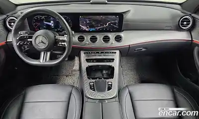 Mercedes-Benz E-Class 2023 2.0 гидро, миниатюра 7