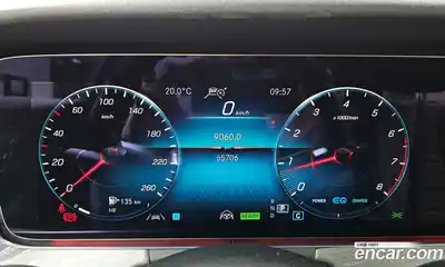 Mercedes-Benz E-Class 2023 2.0 гидро, миниатюра 8