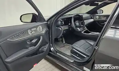 Mercedes-Benz E-Class 2023 2.0 гидро, миниатюра 10