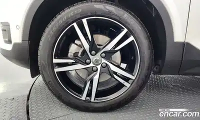 Volvo XC40 2018 2.0 гидро в Москве № 1132719, миниатюра 5