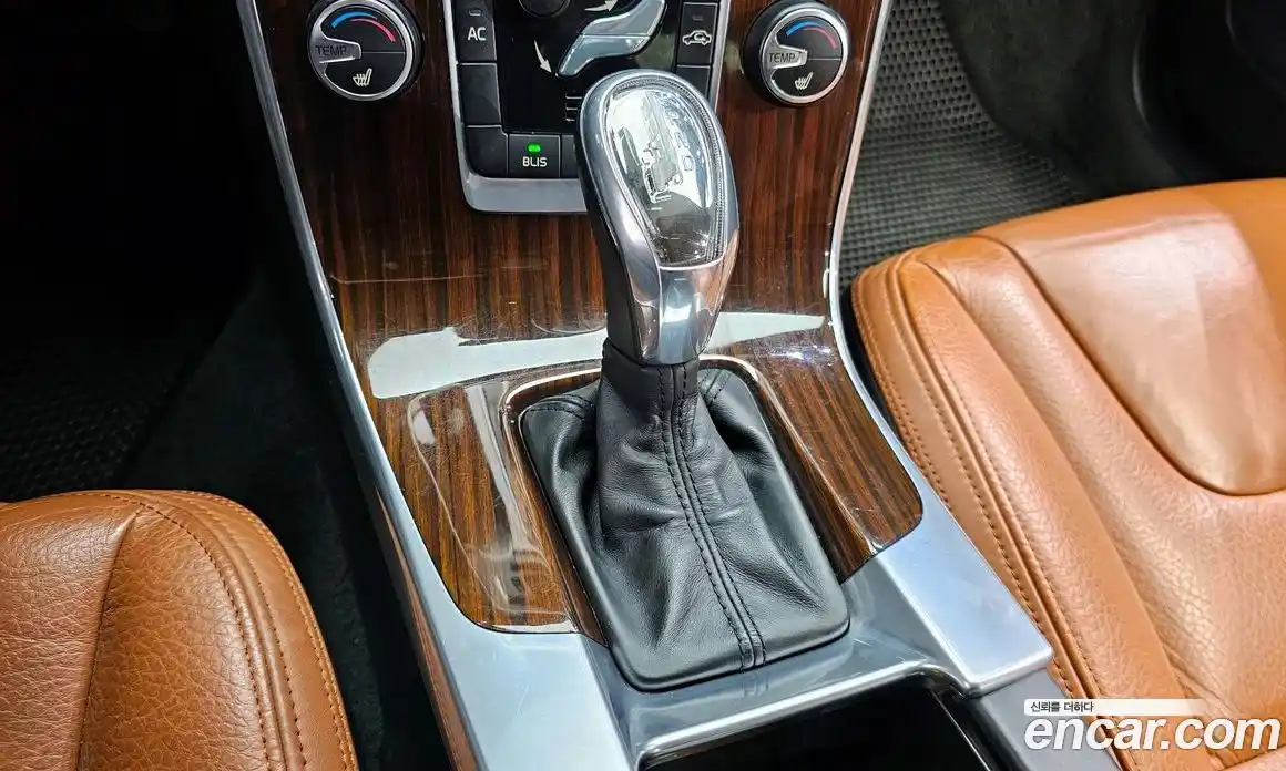 Volvo S60 2013 2.0 гидро в Москве № 1132847, фото 9