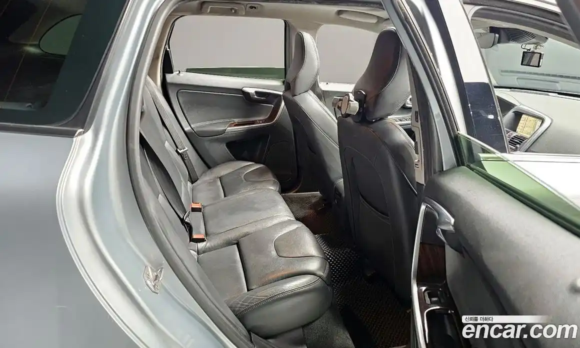 Volvo XC60 2014 2.4 гидро в Москве № 1133054, фото 12