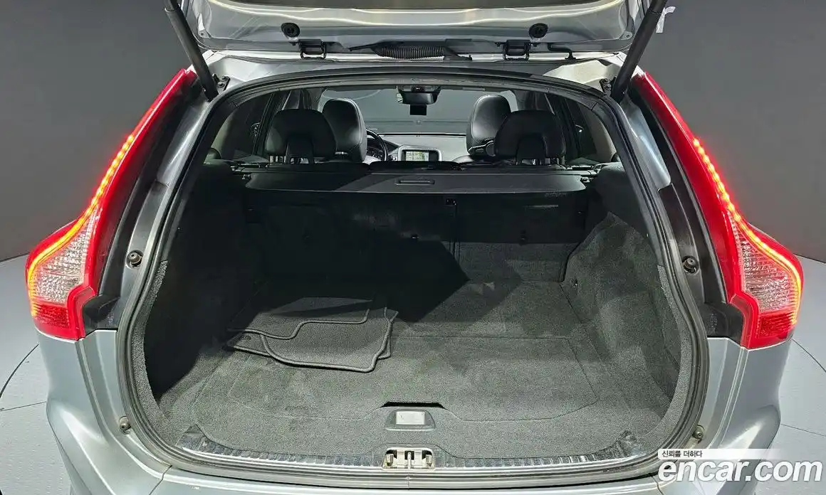 Volvo XC60 2014 2.4 гидро в Москве № 1133054, фото 20
