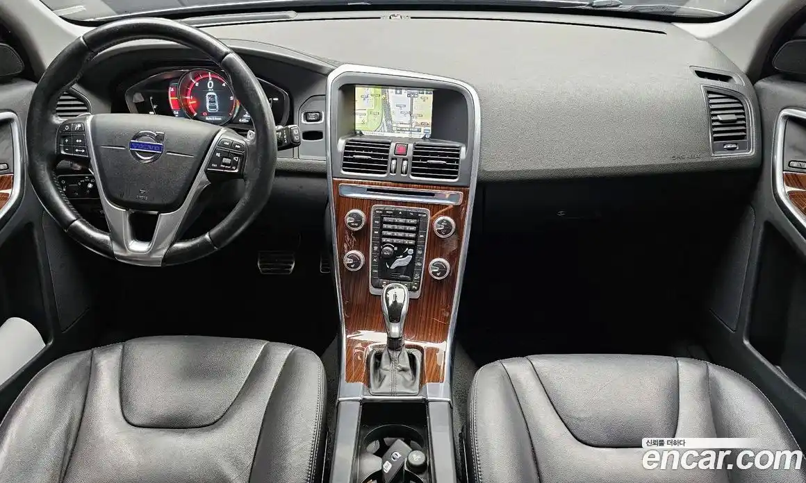 Volvo XC60 2014 2.4 гидро в Москве № 1133054, фото 7