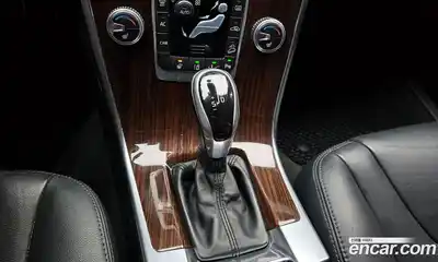 Volvo XC60 2014 2.4 гидро в Москве № 1133054, миниатюра 9