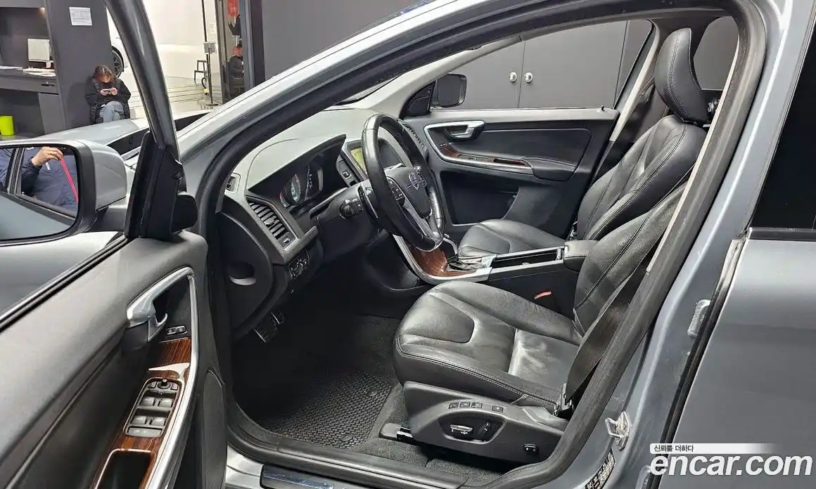 Volvo XC60 2014 2.4 гидро в Москве № 1133054, фото 10