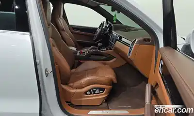 Porsche Cayenne 2020 3.0 гидро в Москве № 1135327, миниатюра 11