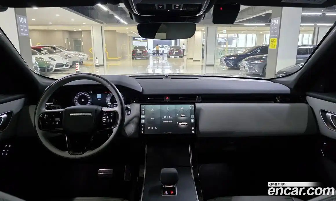 Land Rover Range-Rover Velar 2024 2.0 гидро в Москве № 1135759, фото 9