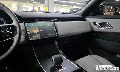Land Rover Range-Rover Velar 2024 2.0 гидро в Москве № 1135759, миниатюра 10