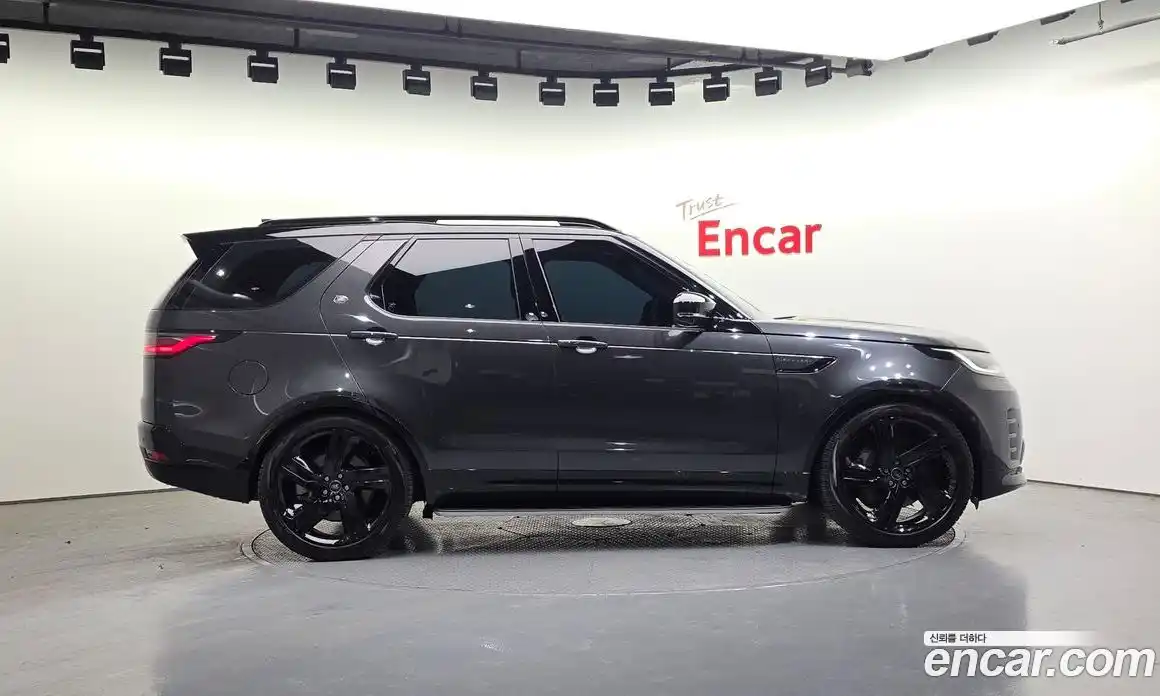 Land Rover Discovery 2024 3.0 гидро в Москве № 1135928, фото 6