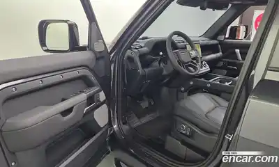 Land Rover Defender 2024 3.0 гидро в Москве № 1135936, миниатюра 11