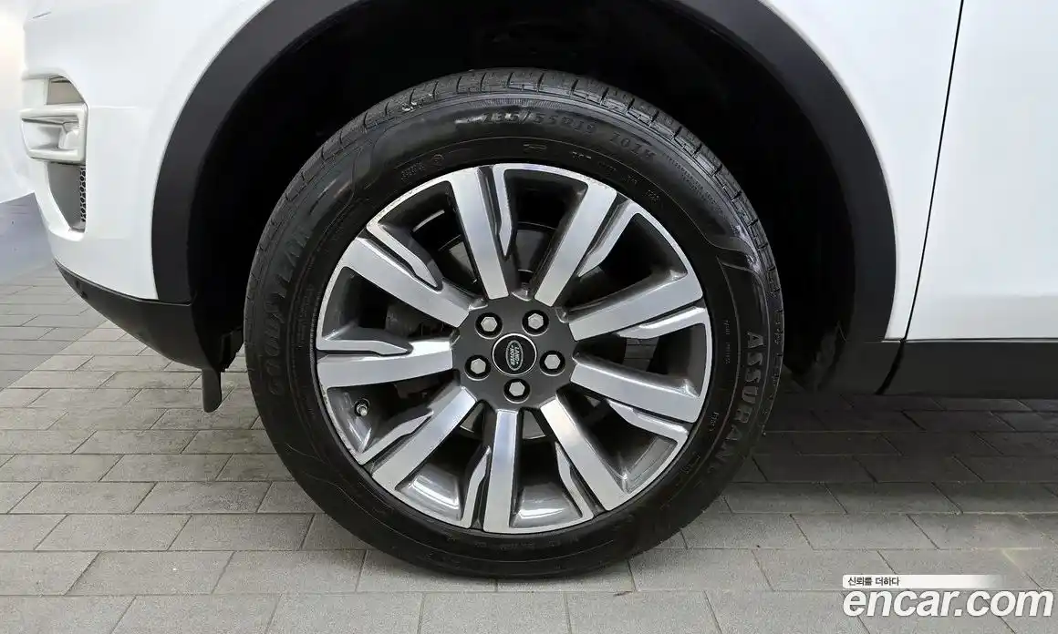 Land Rover Discovery Sport 2018 2.0 гидро в Москве № 1137581, фото 5