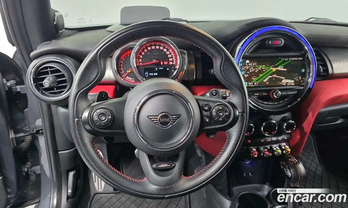Mini Cooper 2019 2.0 гидро в Москве № 1137977, фото 15