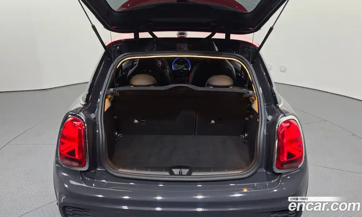 Mini Cooper 2019 2.0 гидро в Москве № 1137977, фото 20