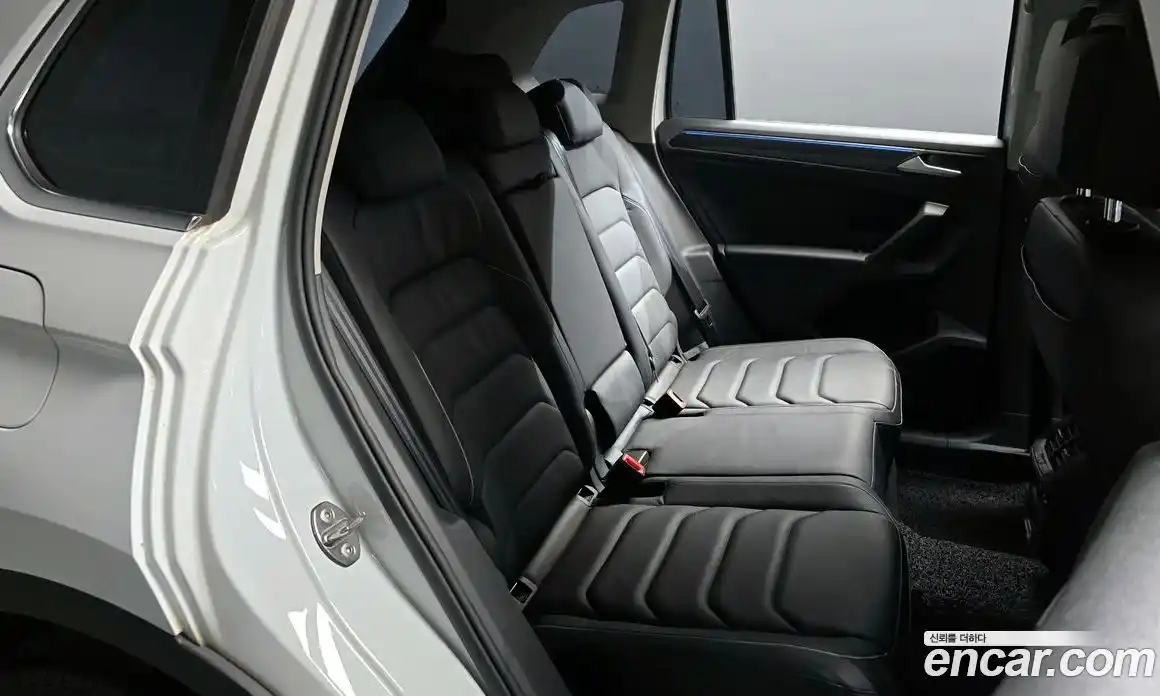 Volkswagen Tiguan 2022 2.0 гидро в Москве № 1138967, фото 12
