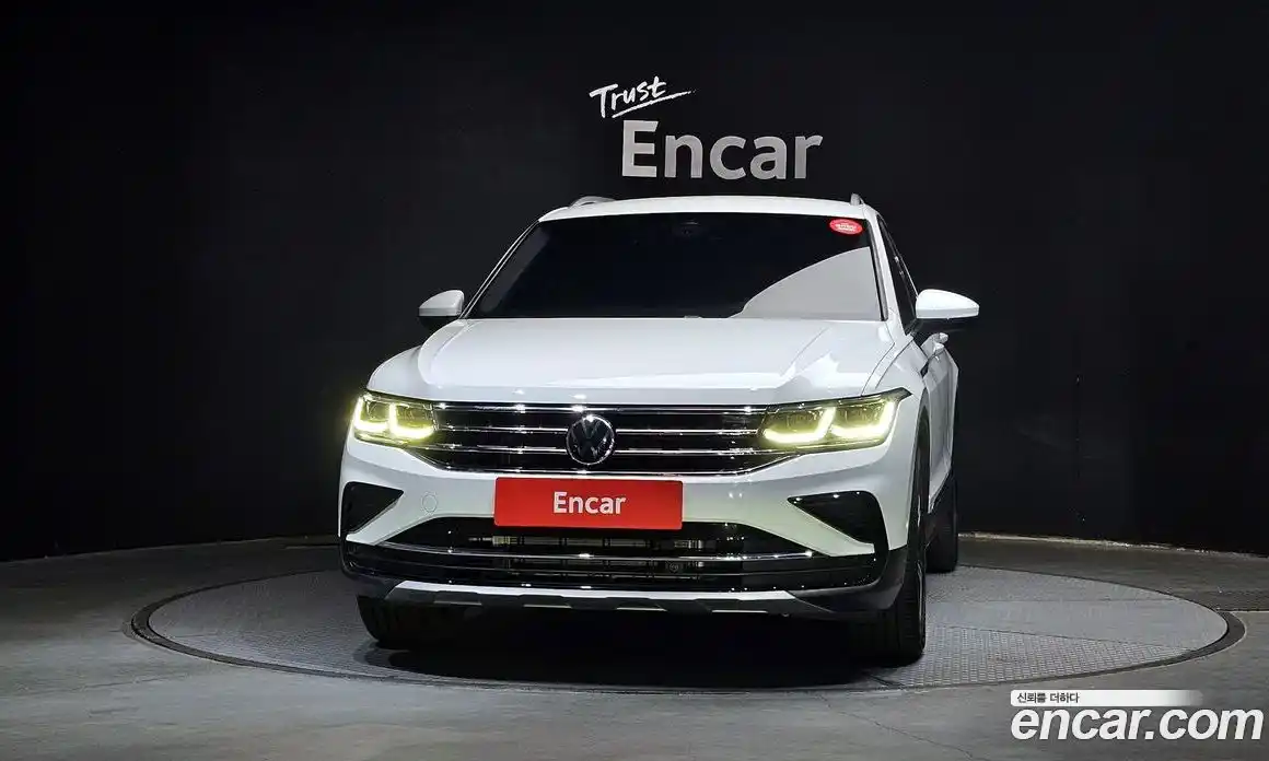 Volkswagen Tiguan 2022 2.0 гидро в Москве № 1138967, фото 3