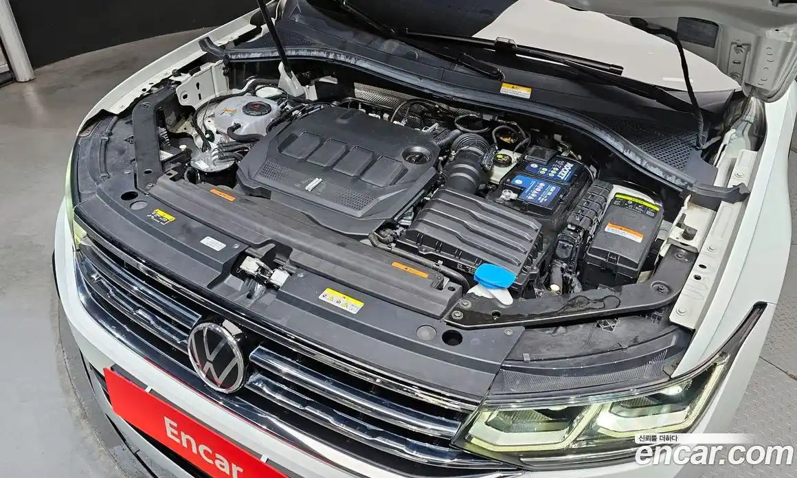 Volkswagen Tiguan 2022 2.0 гидро в Москве № 1138967, фото 6