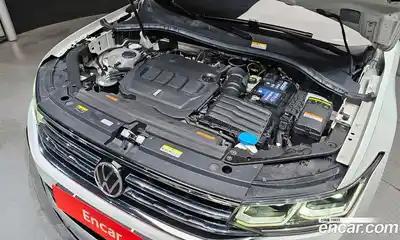 Volkswagen Tiguan 2022 2.0 гидро в Москве № 1138967, миниатюра 6