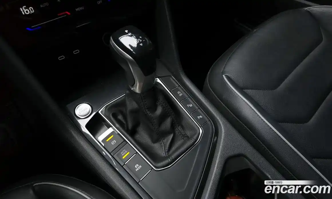 Volkswagen Tiguan 2022 2.0 гидро в Москве № 1138967, фото 9