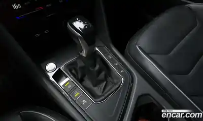 Volkswagen Tiguan 2022 2.0 гидро в Москве № 1138967, миниатюра 9