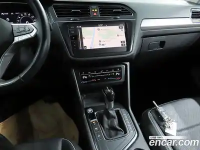 Volkswagen Tiguan 2022 2.0 гидро в Москве № 1138970, миниатюра 11