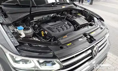Volkswagen Tiguan 2023 2.0 гидро в Москве № 1138977, миниатюра 6