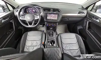 Volkswagen Tiguan 2023 2.0 гидро в Москве № 1138977, миниатюра 7