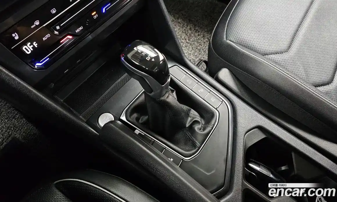 Volkswagen Tiguan 2023 2.0 гидро в Москве № 1138977, фото 9