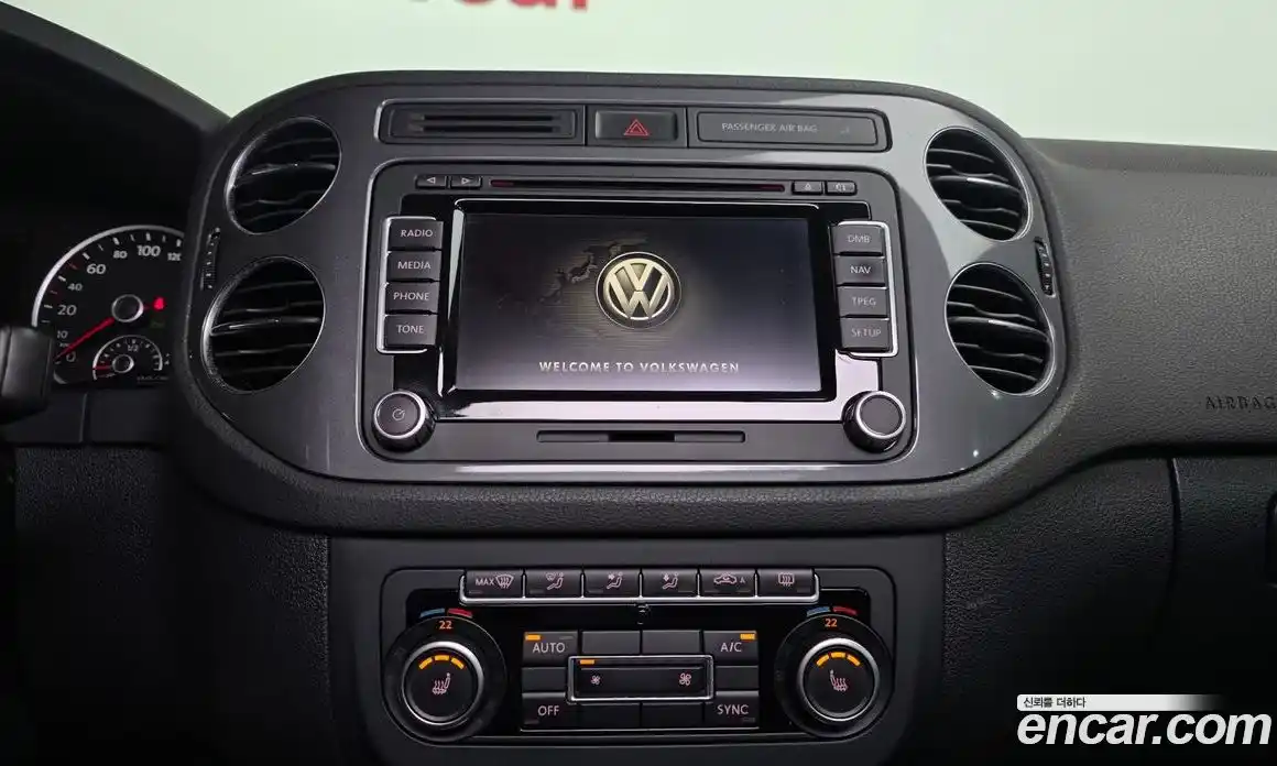 Volkswagen Tiguan 2013 2.0 гидро в Москве № 1139108, фото 14