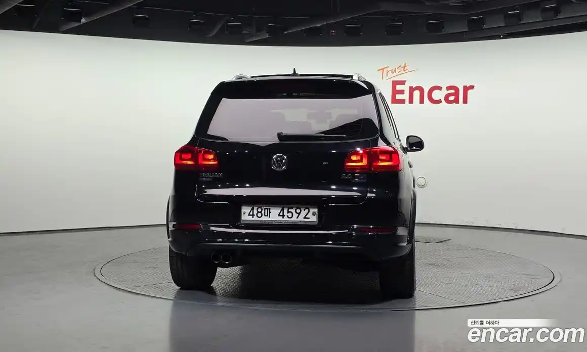 Volkswagen Tiguan 2013 2.0 гидро в Москве № 1139108, фото 4