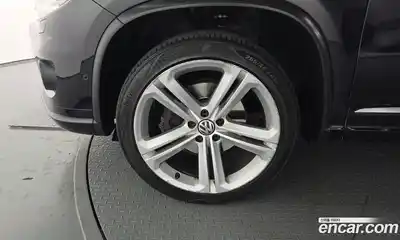 Volkswagen Tiguan 2013 2.0 гидро в Москве № 1139108, миниатюра 5