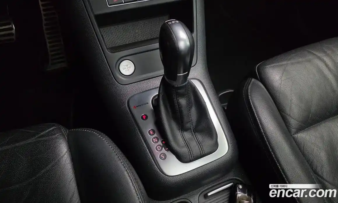 Volkswagen Tiguan 2013 2.0 гидро в Москве № 1139108, фото 9