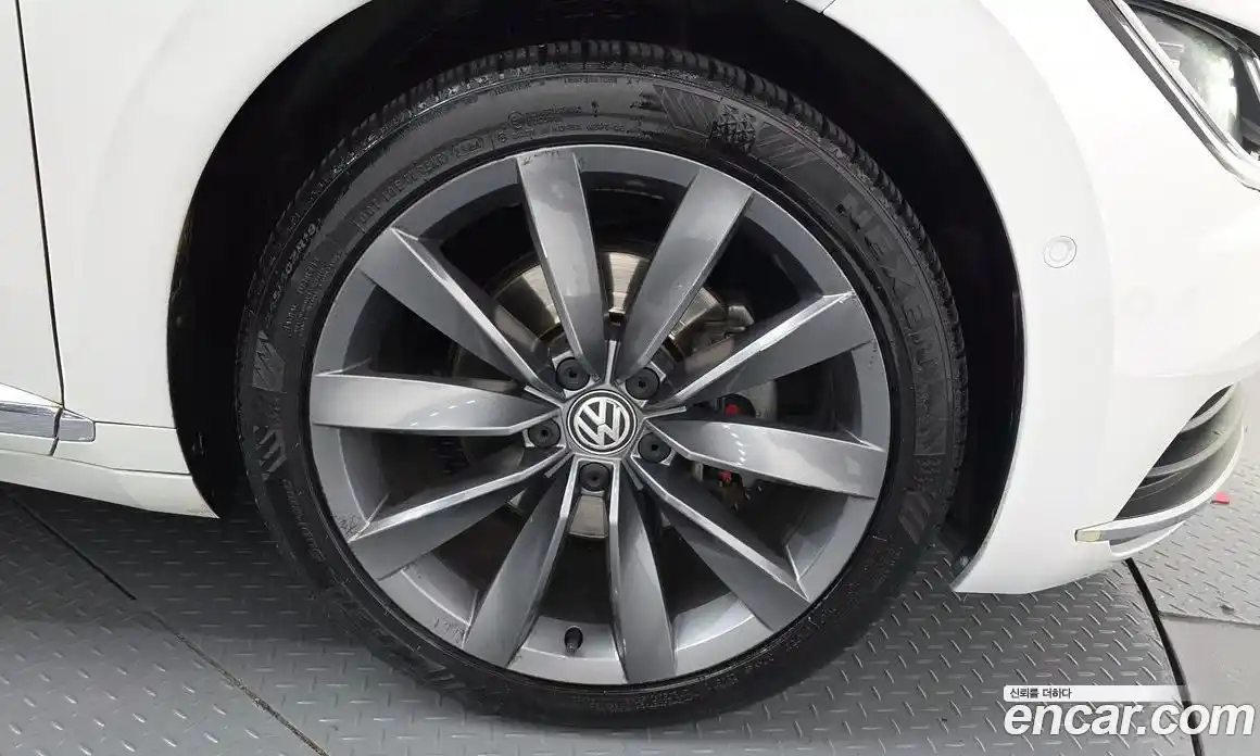 Volkswagen Arteon 2020 2.0 гидро в Москве № 1139114, фото 5