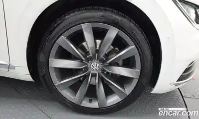 Volkswagen Arteon 2020 2.0 гидро в Москве № 1139114, миниатюра 5