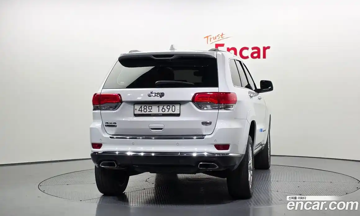 Jeep Cherokee 2017 3.0 гидро в Москве № 1139226, фото 4