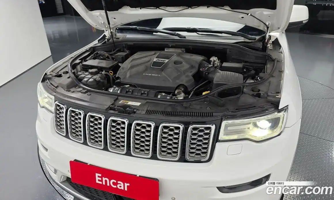 Jeep Cherokee 2017 3.0 гидро в Москве № 1139226, фото 6