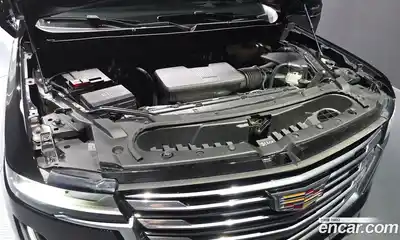 Cadillac Escalade 2022 6.2 гидро в Москве № 1139734, миниатюра 6