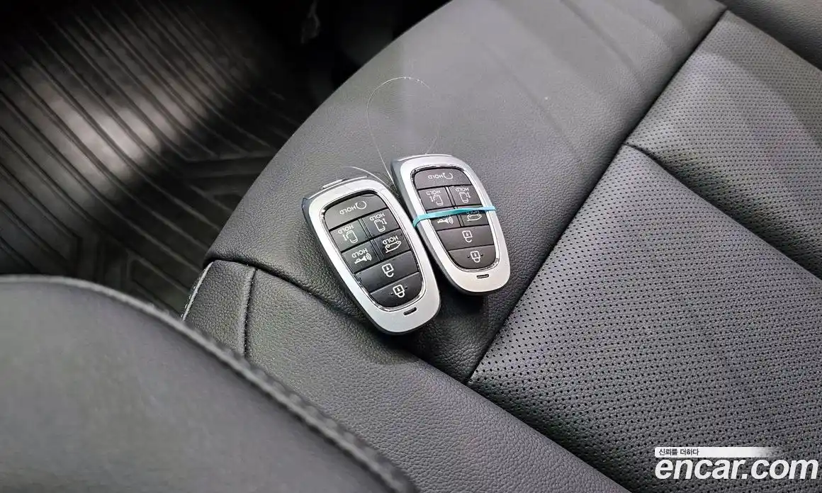 Hyundai Staria 2024 3.5 Автомат в Москве № 1141316, фото 19