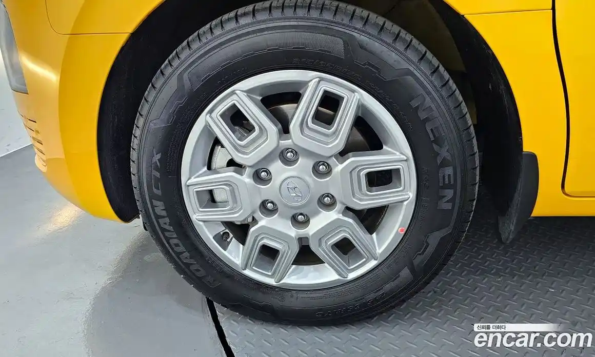 Hyundai Staria 2024 3.5 Автомат в Москве № 1141316, фото 5