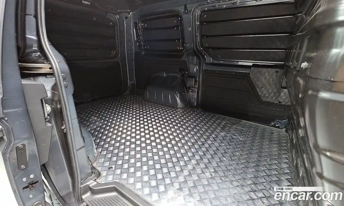 Hyundai Staria 2022 2.2 Автомат в Москве № 1141442, фото 18