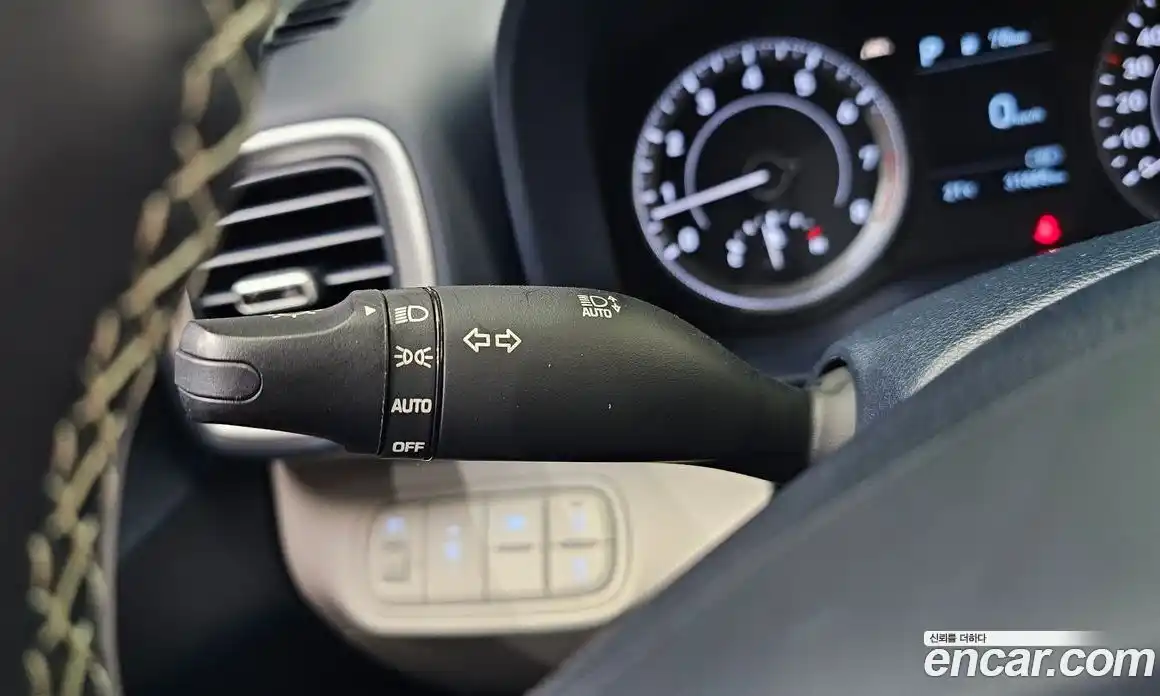 Hyundai Venue 2021 1.6 Автомат в Москве № 1141719, фото 18