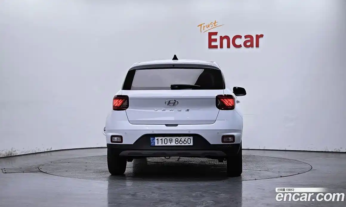 Hyundai Venue 2021 1.6 Автомат в Москве № 1141719, фото 4