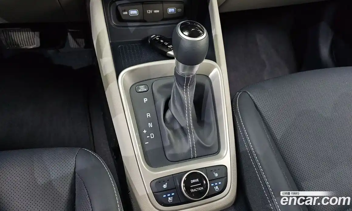 Hyundai Venue 2021 1.6 Автомат в Москве № 1141719, фото 9