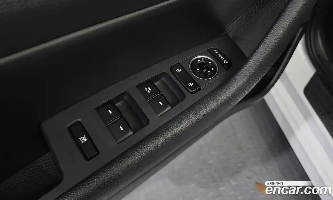 Hyundai Sonata 2017 2.0 Автомат в Москве № 1142729, фото 14